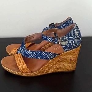 Toms Blue and Jute Wedges